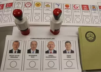 Seçim oyunu sahnelendi