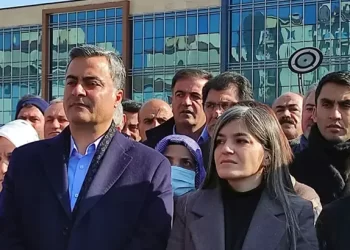 Seçmen iradesini hiçe sayan, kayyum uygulamasına hayır!